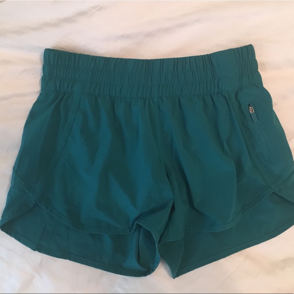 Tracker Short V - “TEAL” Lululemon *NWOT*